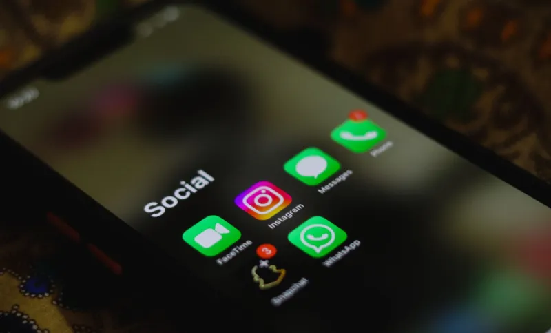 Still Installed, Already Dead: The Hidden Risk of Apps Developers Quietly Abandoned